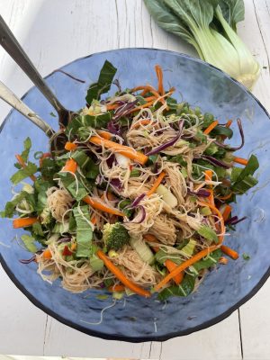 Glasnudelsallad med grönsaker